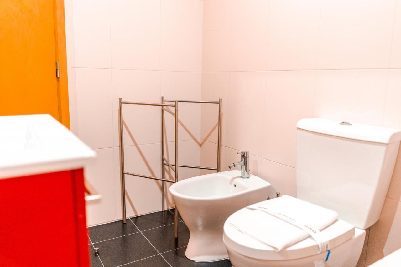 Sunny Studio In The Heart Of Lapa - 5Min Walk To Metro! Porto Exterior photo
